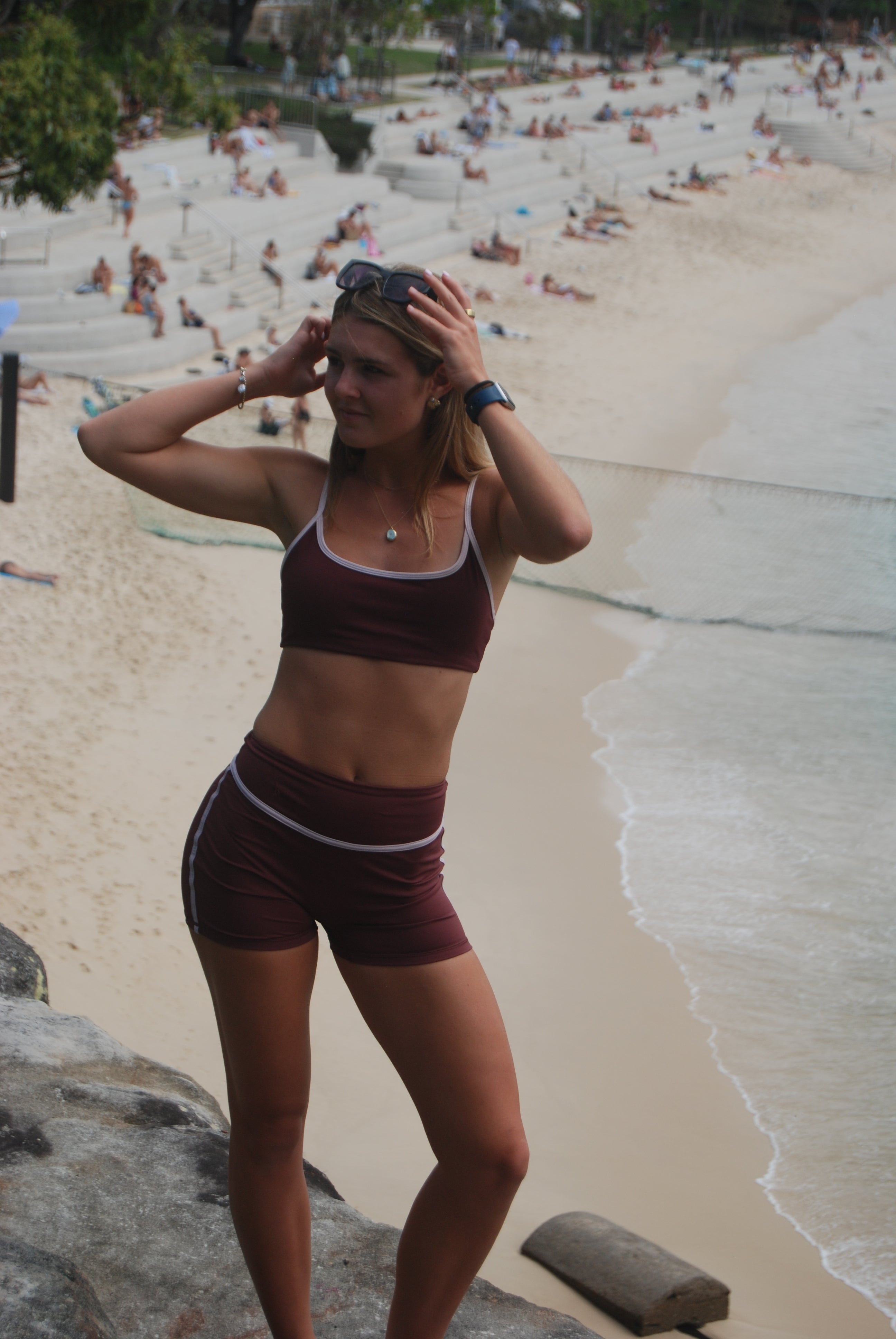 The Studio Sports Bra - burgundy
